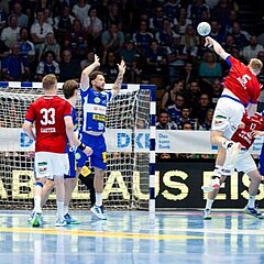 Johannes „Jogi" Bitter u.a. Hamburger Handball-Legende, Sportdirektor/Vizepräsident HSV Hamburg, TV Experte; Niklas Weller, langjähriger Kapitän HSVH, Jurist, ab Sommer Präsident HSVH