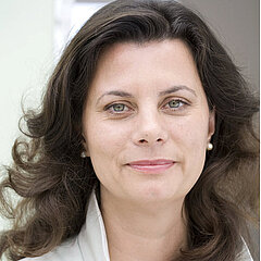 Tamara Dietl, Krisenexpertin, Journalistin, Autorin, Speakerin