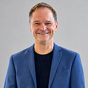Frieder Gamm, Verhandlungsexperte, Geschäftsführer Frieder Gamm Group, ehemaliger Einkäufer Dr. Ing. h.c. F. Porsche AG