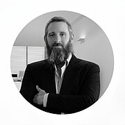 Yakov Schacht, Inhaber Shinobi Leadership Consulting, Kampfsporttraineer, Osteopath, Leiter Ninjutsu Akademie Hamburg