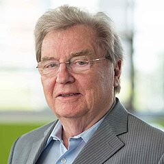 Matthias („Matt“) Kleinert, PR Papst, Ressort Corporate External Affairs des Pharmakonzerns Celesio, Mitglied des Vorstandes United Global Academy (UGA)