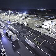 div. Mitarbeiter des UPS Air Hubs